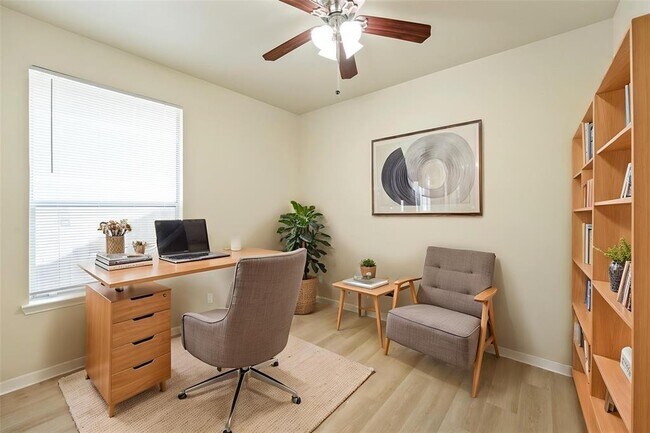 Foto del edificio - 502 Gregory Ct