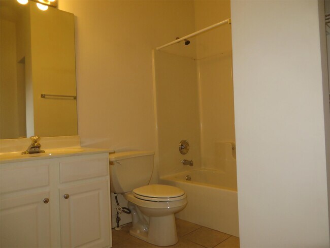Foto del edificio - 8849 Fairview Bluff