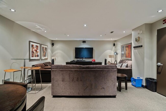 Building Photo - 23 Millrise Dr SW