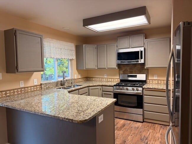 Building Photo - Home in Hayden