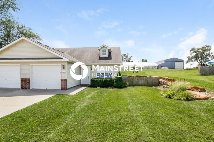 Primary Photo - 1404 Eagle Dr