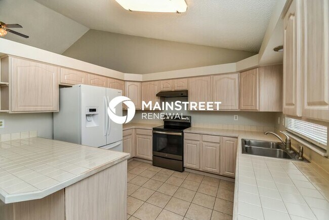 Foto del edificio - 4 Bedroom Pet-Friendly Home in COLORADO SP...