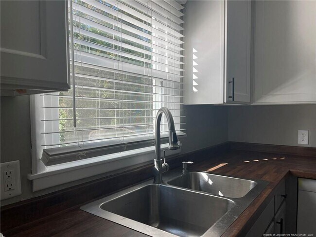 Foto del edificio - 3527 Scottywood Dr