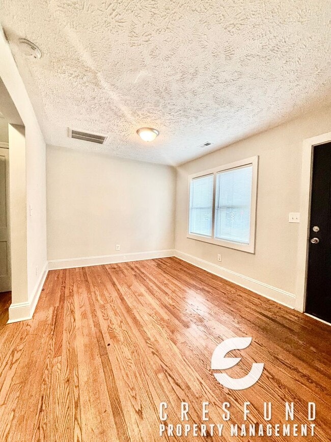 Foto del edificio - Adorable 2BR in Haymount! AVAILABLE NOW!