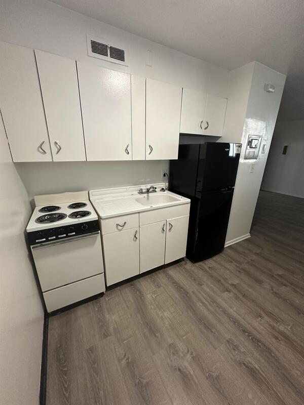 Building Photo - 4201 Rocky River Dr