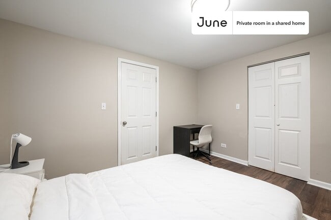 Foto del edificio - Room in Shared 5 bed/2 bath home