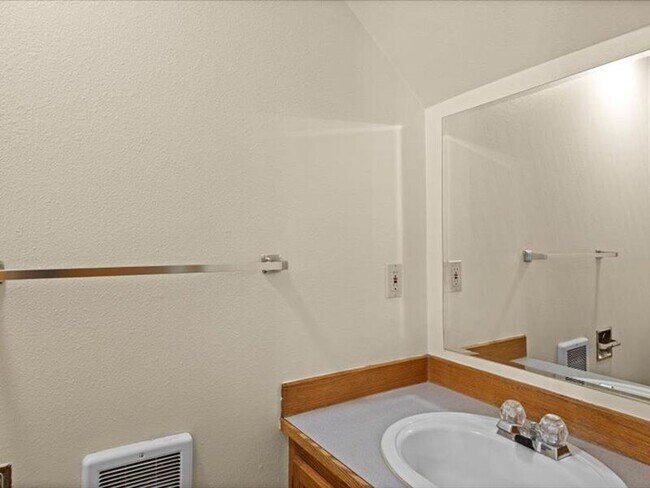 Foto del edificio - 400 S Morain St