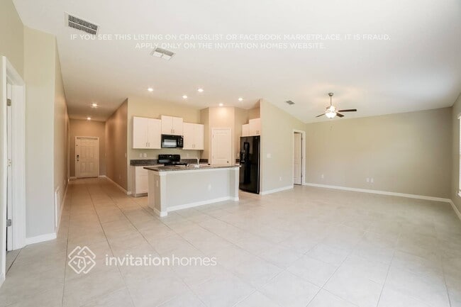 Building Photo - 1630 Blue Rose Dr