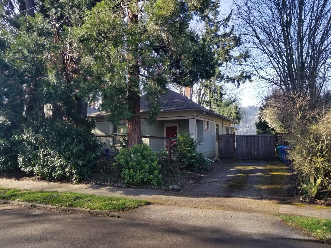 9334 N Edison St, Portland, OR 97203 House Rental in Portland, OR