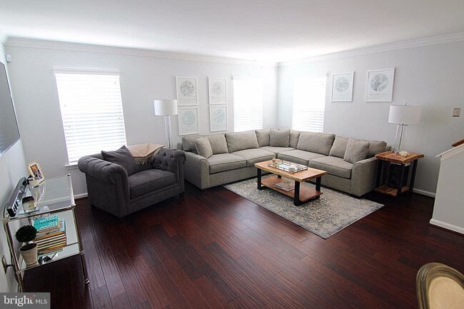 Foto del edificio - 440 Pleasant Valley Dr