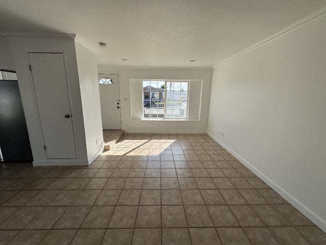 Building Photo - 3908 Rene Dr