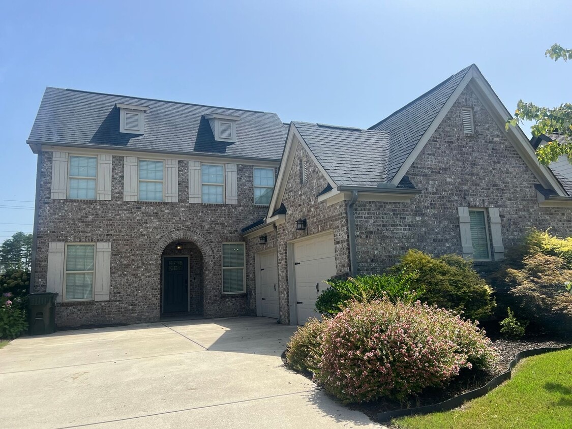 Foto principal - Must See Home In Madison City!