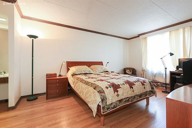 Foto del edificio - 9737 N Fox Glen Dr
