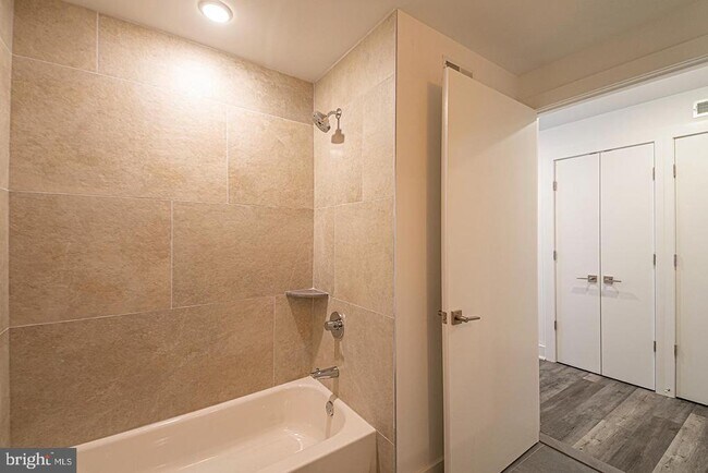 Foto del edificio - 1245 Ridge Ave