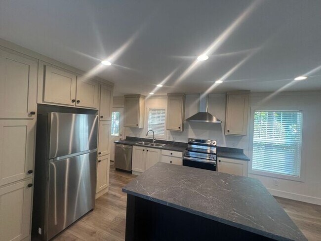 Foto del edificio - 2BR/2BATH newer mobile home! Off Wrightsvi...