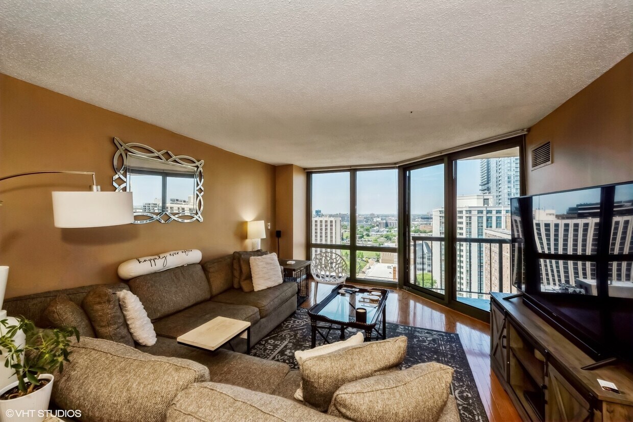 Foto principal - 111 W Maple St