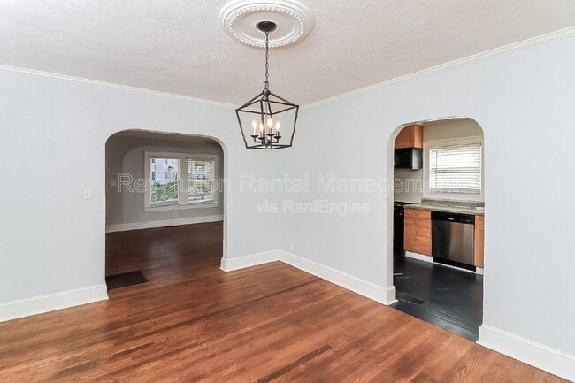 Foto del edificio - 370 Haas Ave SE