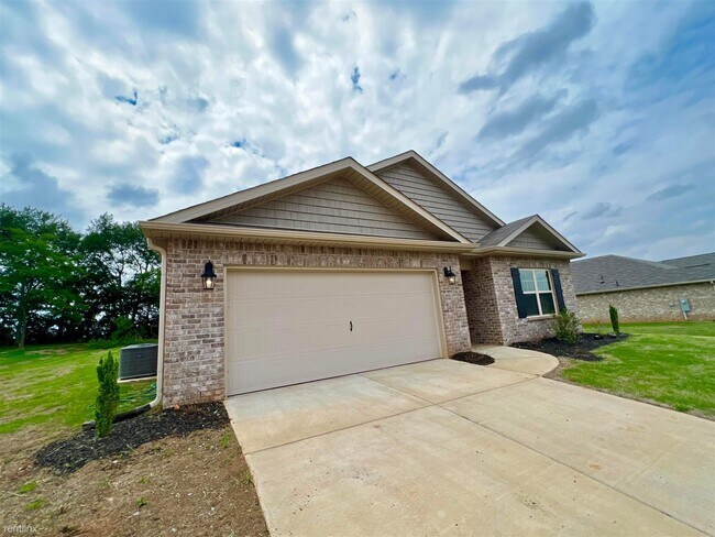 Foto del edificio - 4 br, 2 bath House - 164 Meadow Ridge Drive