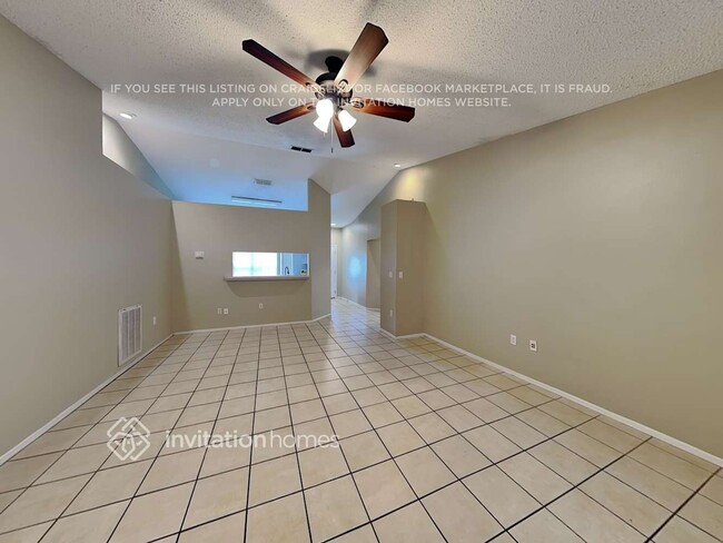 Building Photo - 5555 Starling Loop