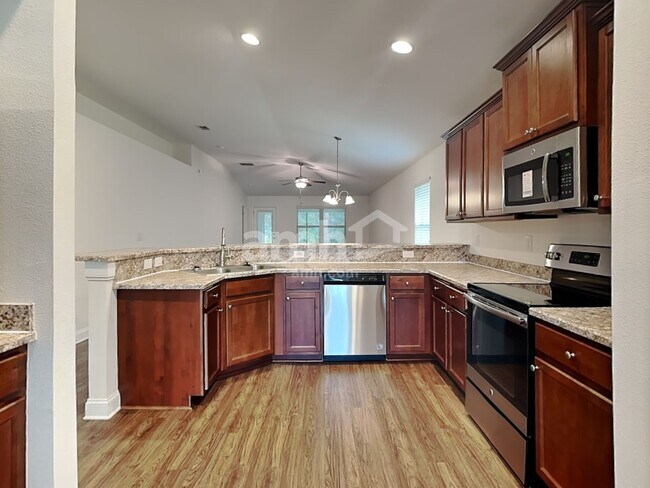 Foto del edificio - 77231 Lumber Creek Blvd