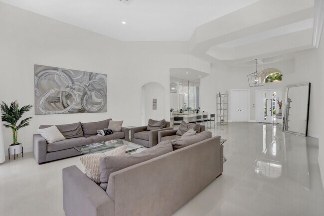 Foto del edificio - 6564 Somerset Cir