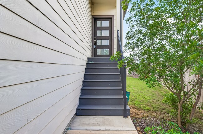 Foto del edificio - 9442 Starlight Oak Dr