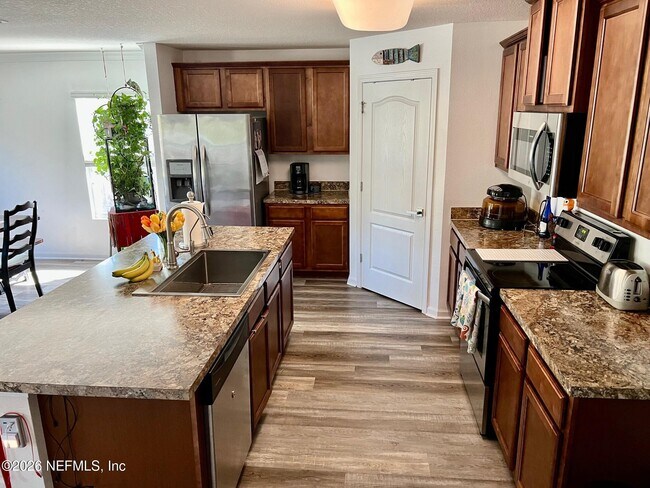 Foto del edificio - 166 Green Palm Ct