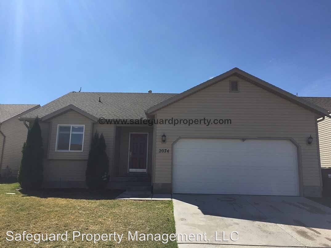 Primary Photo - 2074 Hickock Way