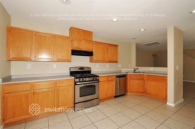 Foto del edificio - 7612 Constantinople Ave