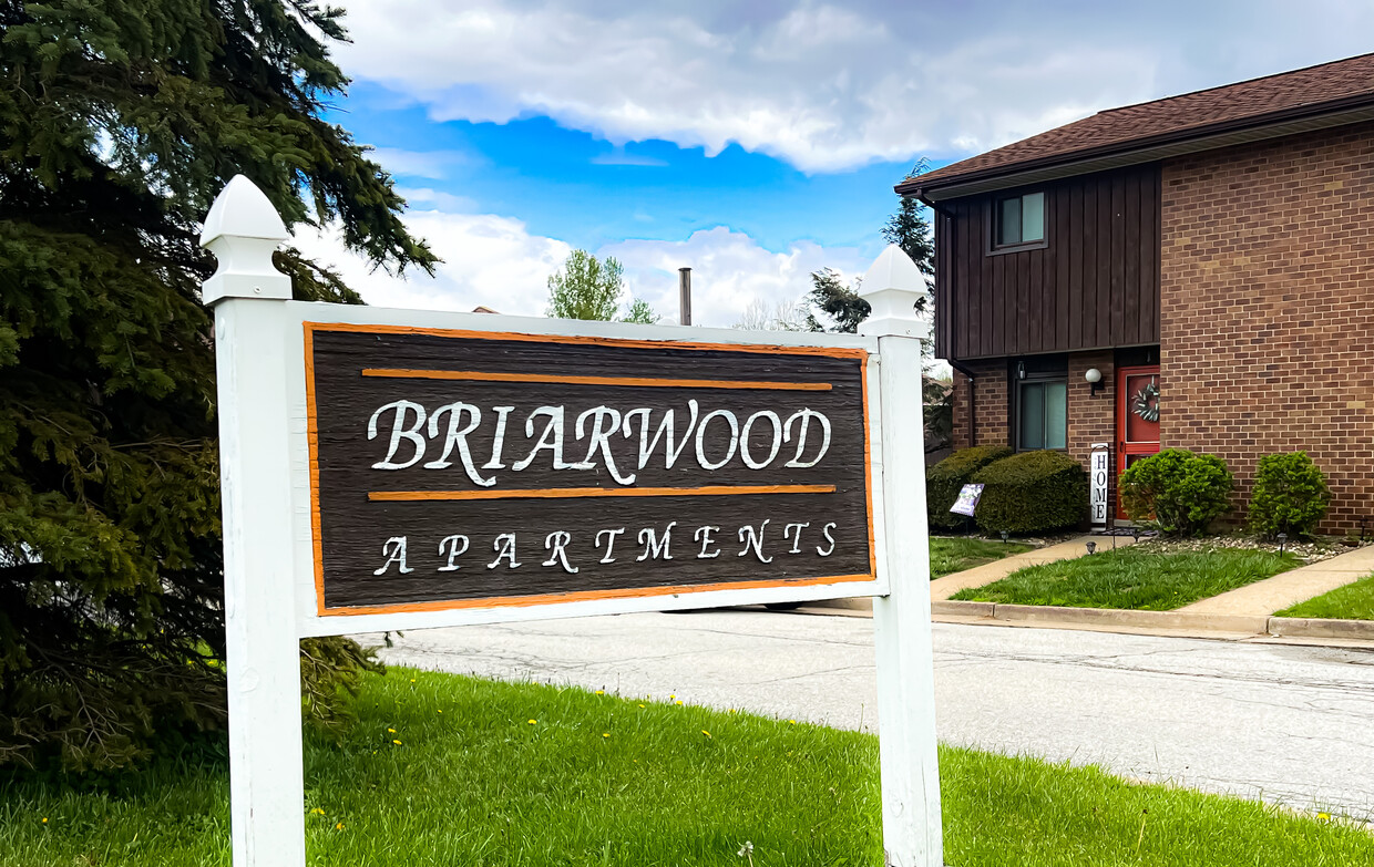 Foto principal - Briarwood Townhouses