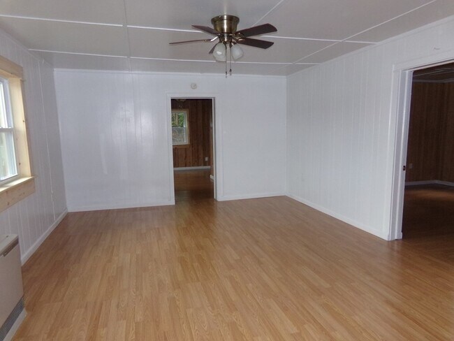 Foto del edificio - 35561 Belle Haven Rd
