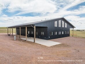 Building Photo - 13239 Commodore Rd