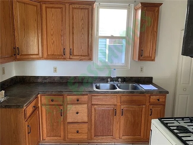 Photo - 230 Locust St House