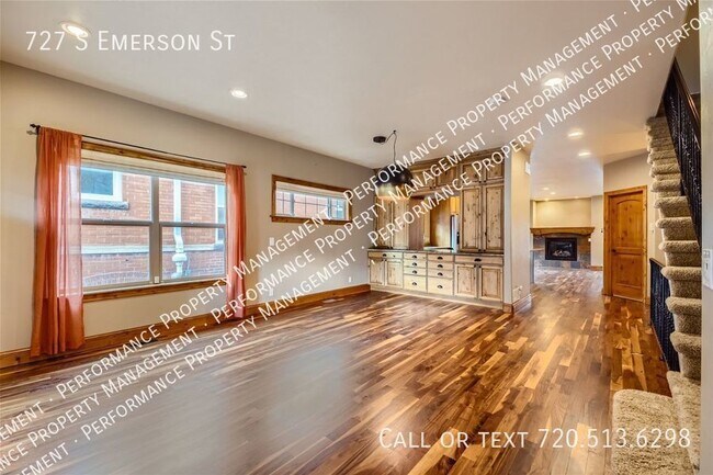 Building Photo - Stunning Spacious Wash Park home