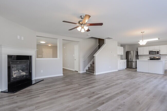 Foto del edificio - 12701 Cumberland Cove Dr