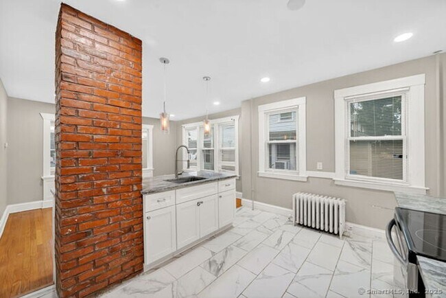 Foto del edificio - 45-47 Fairlawn Street