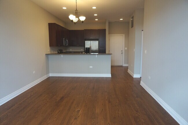 Foto del edificio - 2409 W Catalpa Ave