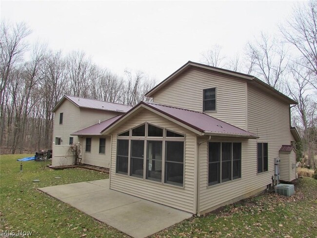 Building Photo - 1322 Steele Hill Rd NW