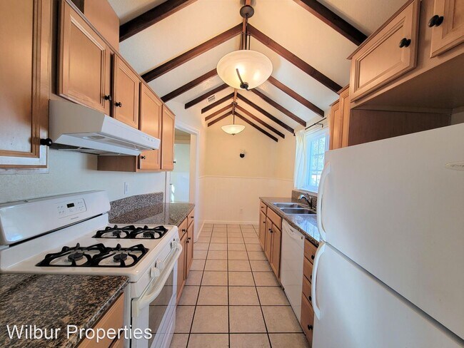 Building Photo - 1 br, 1 bath House - 2063 Harvard Street