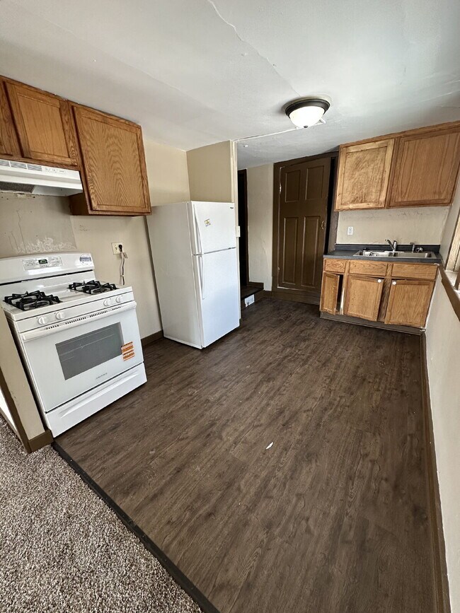 Foto del edificio - 171 Linn St