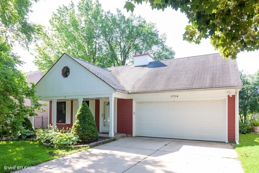 Primary Photo - 1704 Paddington Ave