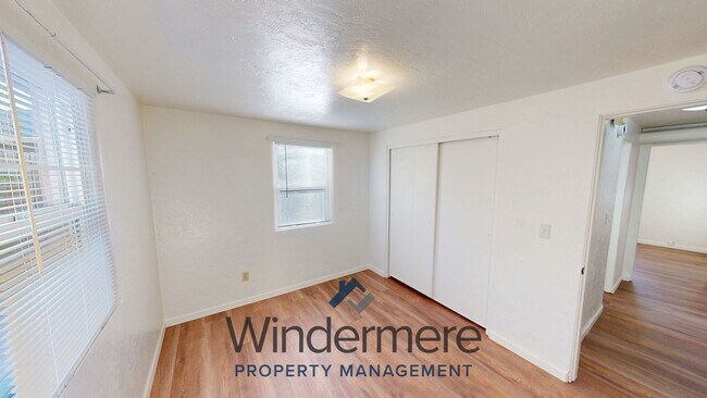 Building Photo - 34 W Morton St