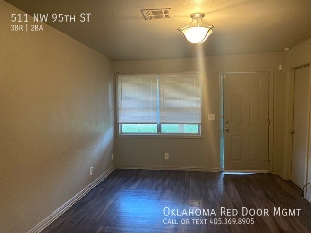 Building Photo - 511 NW 95th St
