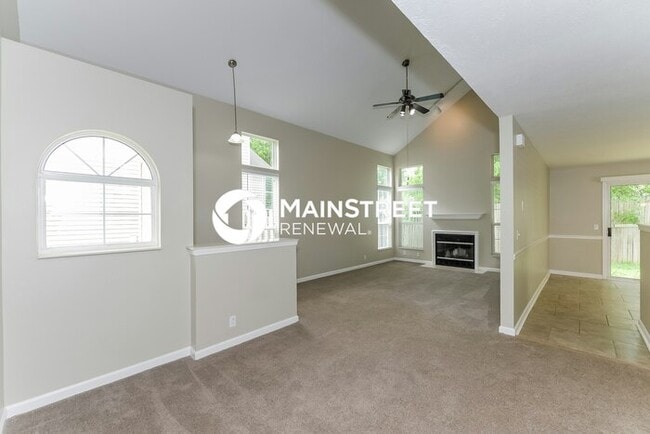 Building Photo - 3 Bedroom Pet-Friendly Home in Millersvill...