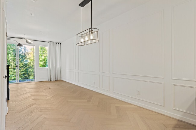 Building Photo - 5903 185th Ct