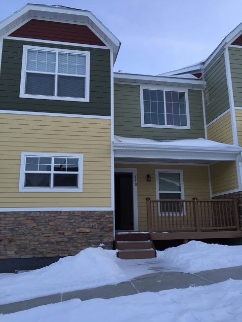 Building Photo - 170 Fox Hills Dr