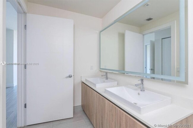 Foto del edificio - 2 bedroom in Aventura FL 33180