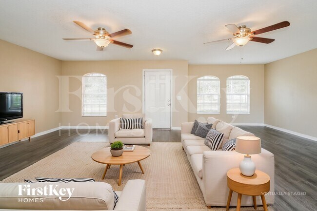 Foto del edificio - 4911 Rawls Rd