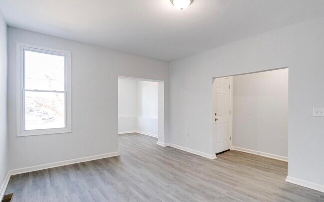 Foto del edificio - 3007 Oakley Ave