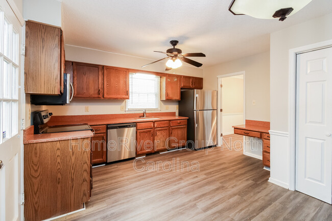 Building Photo - 4 Sage Brush Ct